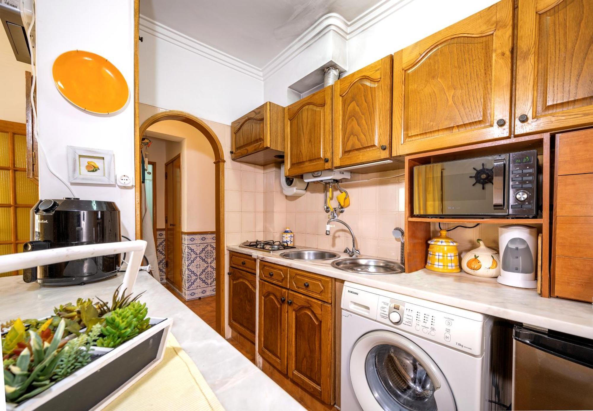 Cozy Apartment Near The Beach In Costa De Caparica Eksteriør bilde